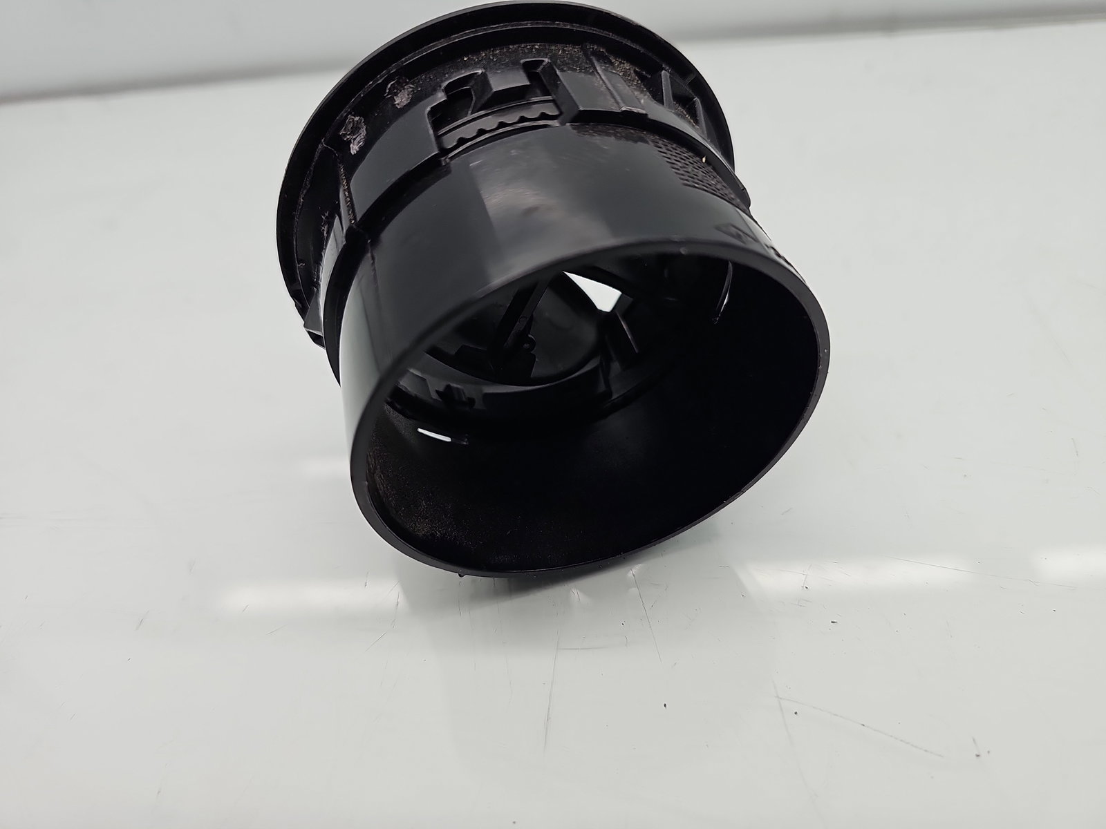 Grila aerisire centrala stanga Dacia Duster [Fabr 2010-2017] 687601987R - imagine 3