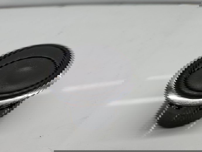  Grila aerisire centrala dreapta Dacia Duster [Fabr 2010-2017] 687601987R