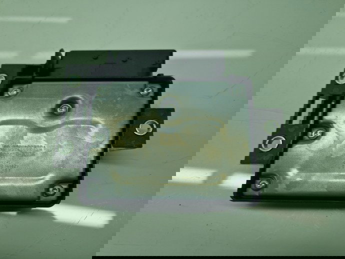 Calculator frana de mana Volkswagen Passat B7 (365) Variant [Fabr 2010-2014] 3AA907801G 2.0 TDI CFFB 103KW / 140CP