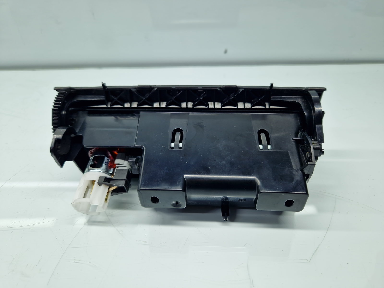 Scrumiera Volkswagen Passat B7 (365) Variant [Fabr 2010-2014] 300863284K - imagine 3