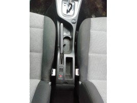 Consola central Peugeot 307 1.6 benz OEM 2000-2008