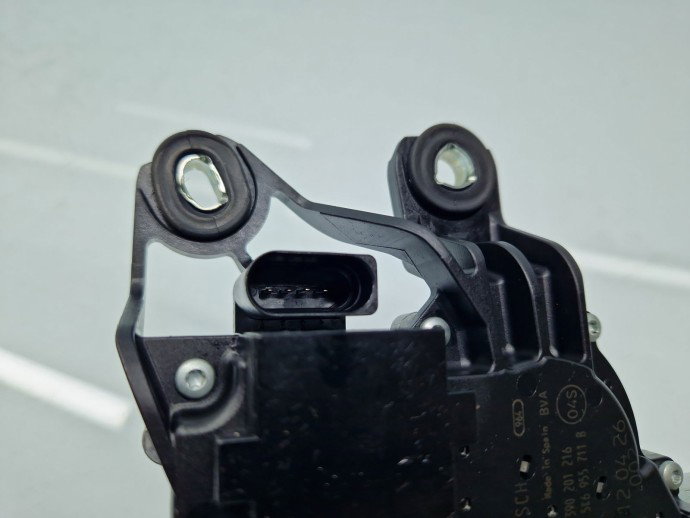  Motoras stergator haion  Volkswagen Touran (1T3) [Fabr 2010-2015] 5K6955711B