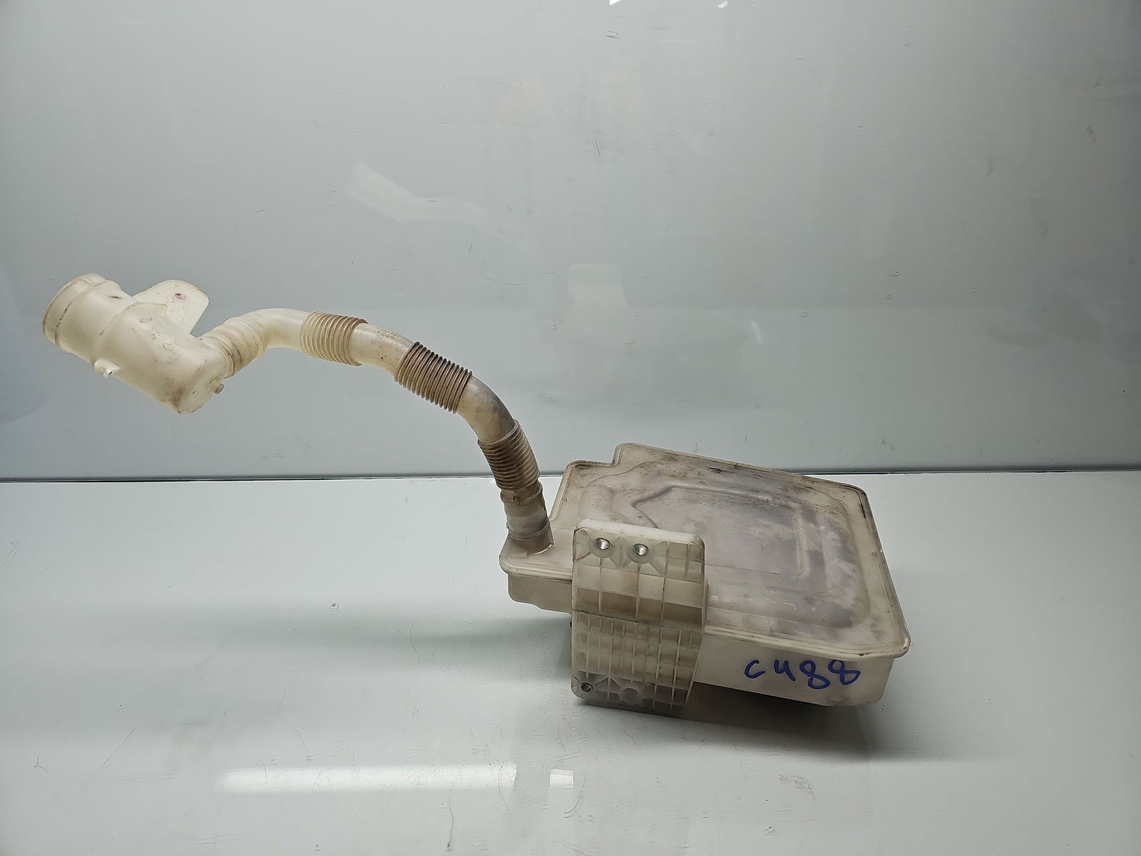 Vas lichid parbriz AUDI A3 (8P1) [Fabr 2003-2012]1K0955453Q - imagine 1