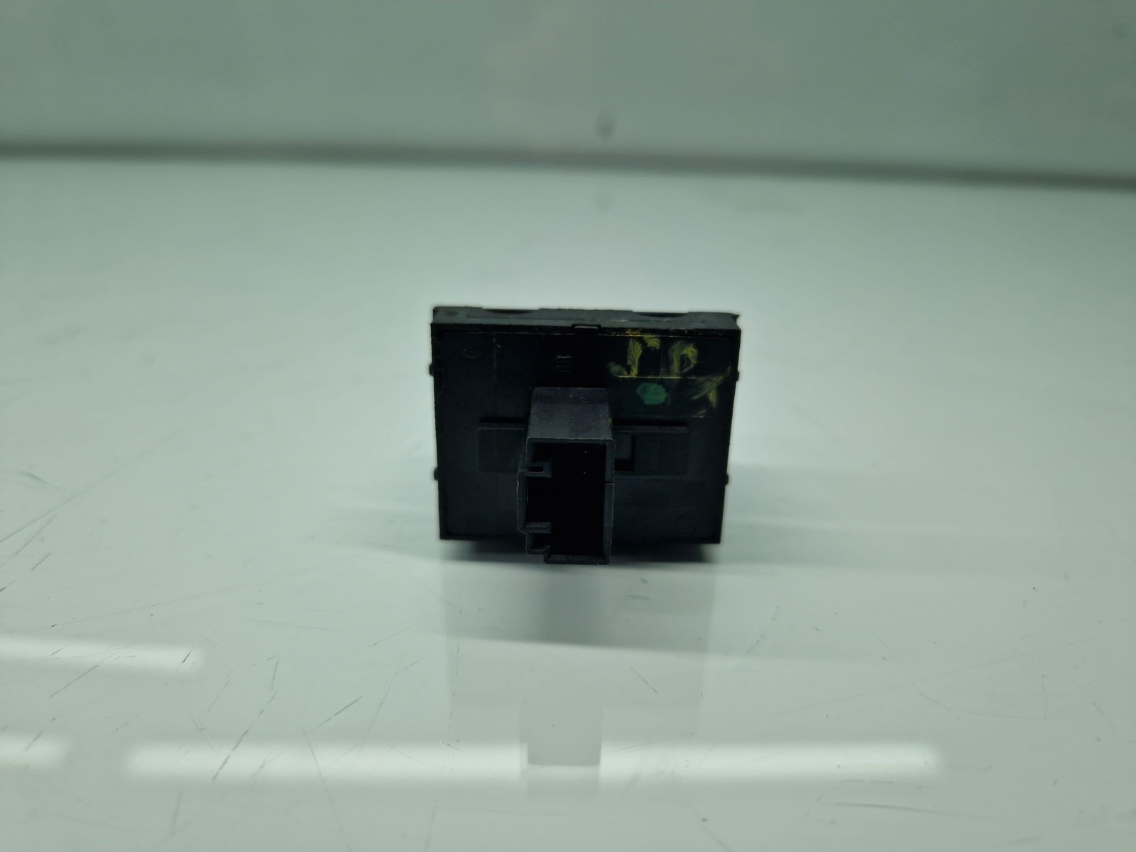 Butoane comanda geamuri sofer Volkswagen Passat B6 (3C2) [Fabr 2005-2010] 1K3959857A - imagine 4