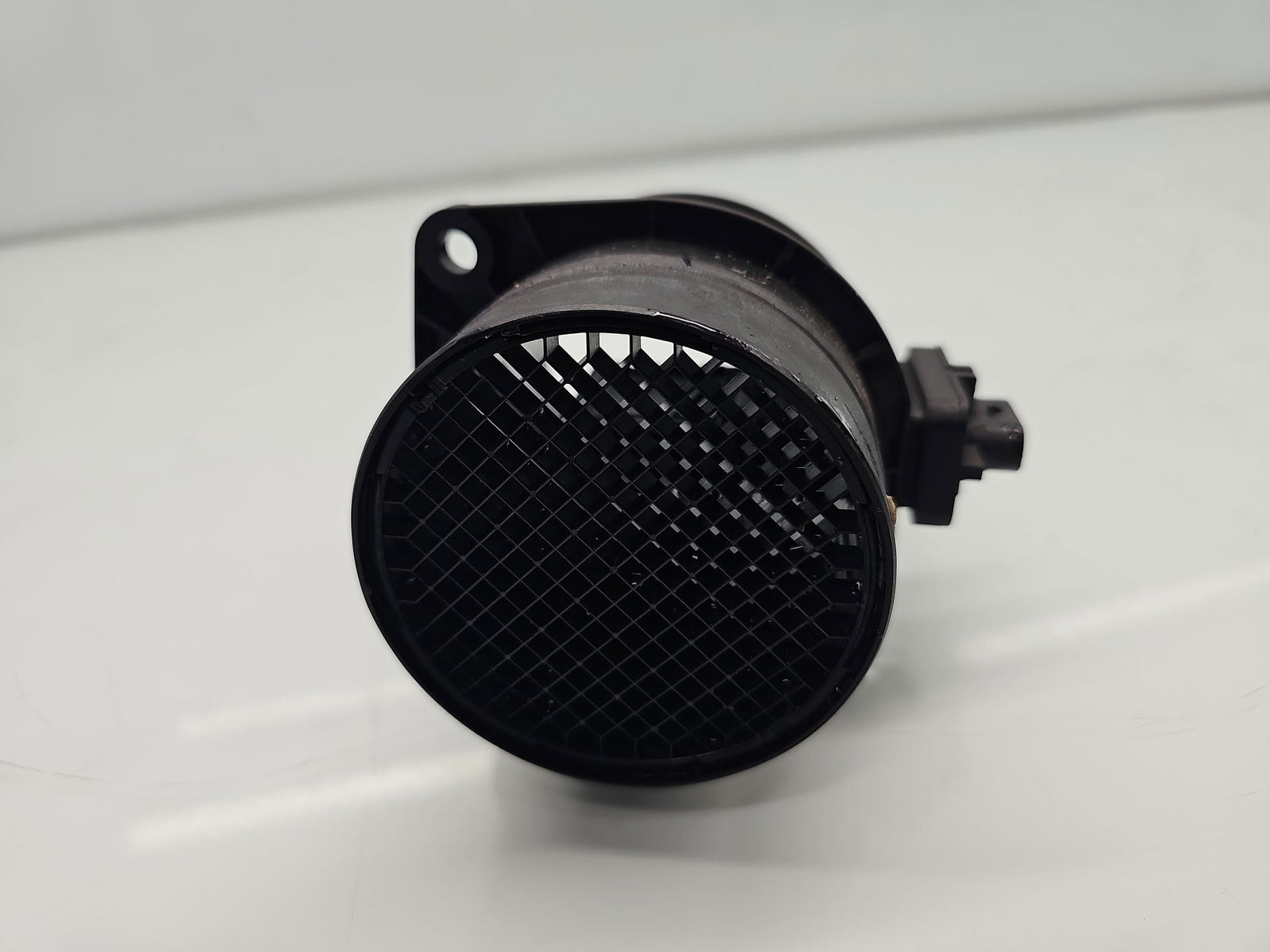 Debitmetru aer Volkswagen Sharan (7N) [Fabr 2011-prezent] 03L906461A 2.0 TDI CFFB 103KW / 140CP - imagine 3