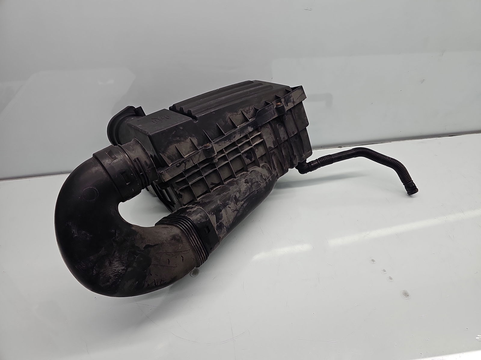 Carcasa filtru aer Volkswagen Jetta 4 (6Z) [Fabr 2011-2017] 3C0129607BC 2.0 TDI CFFB 103KW / 140CP - imagine 4