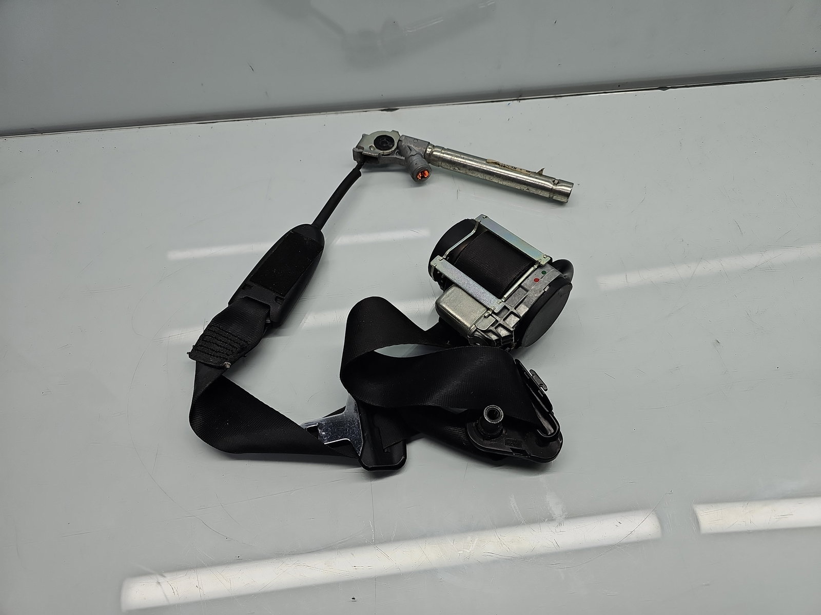 Centura dreapta fata Renault Megane 3 Hatchback (X95) [Fabr 2008-2015] 868840008R - imagine 2