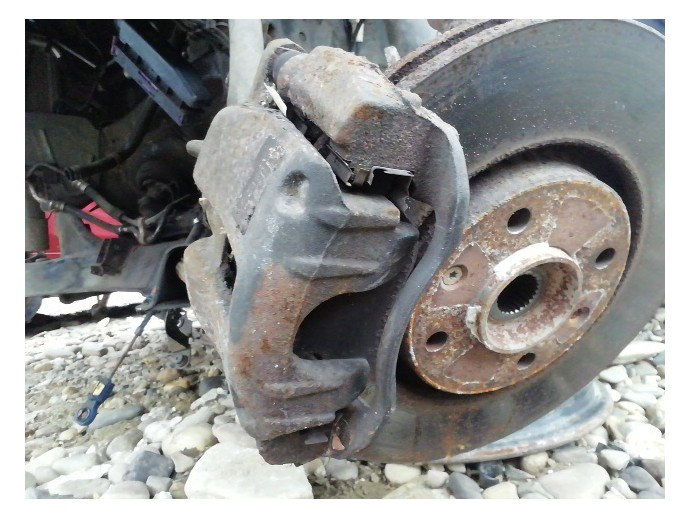 Etrier stanga fata Peugeot 307 1.6 benz OEM 2000-2008