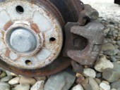 Etrier stanga spate Peugeot 307 1.6 benz OEM 2000-2008