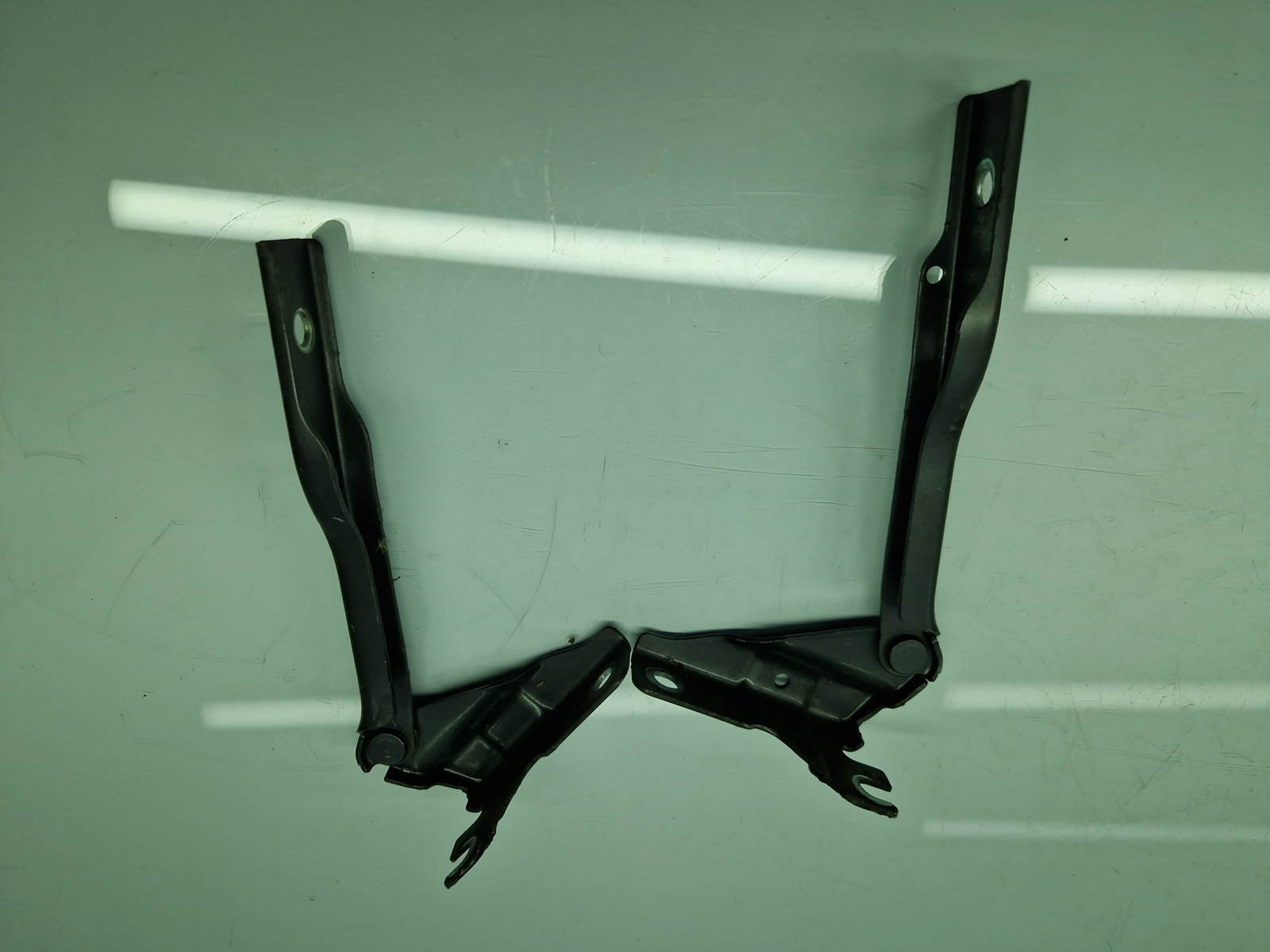 Set balamale capota Volkswagen Polo (6R) [Fabr 2009-2016] 6R0823301A,6R0823302A - imagine 1