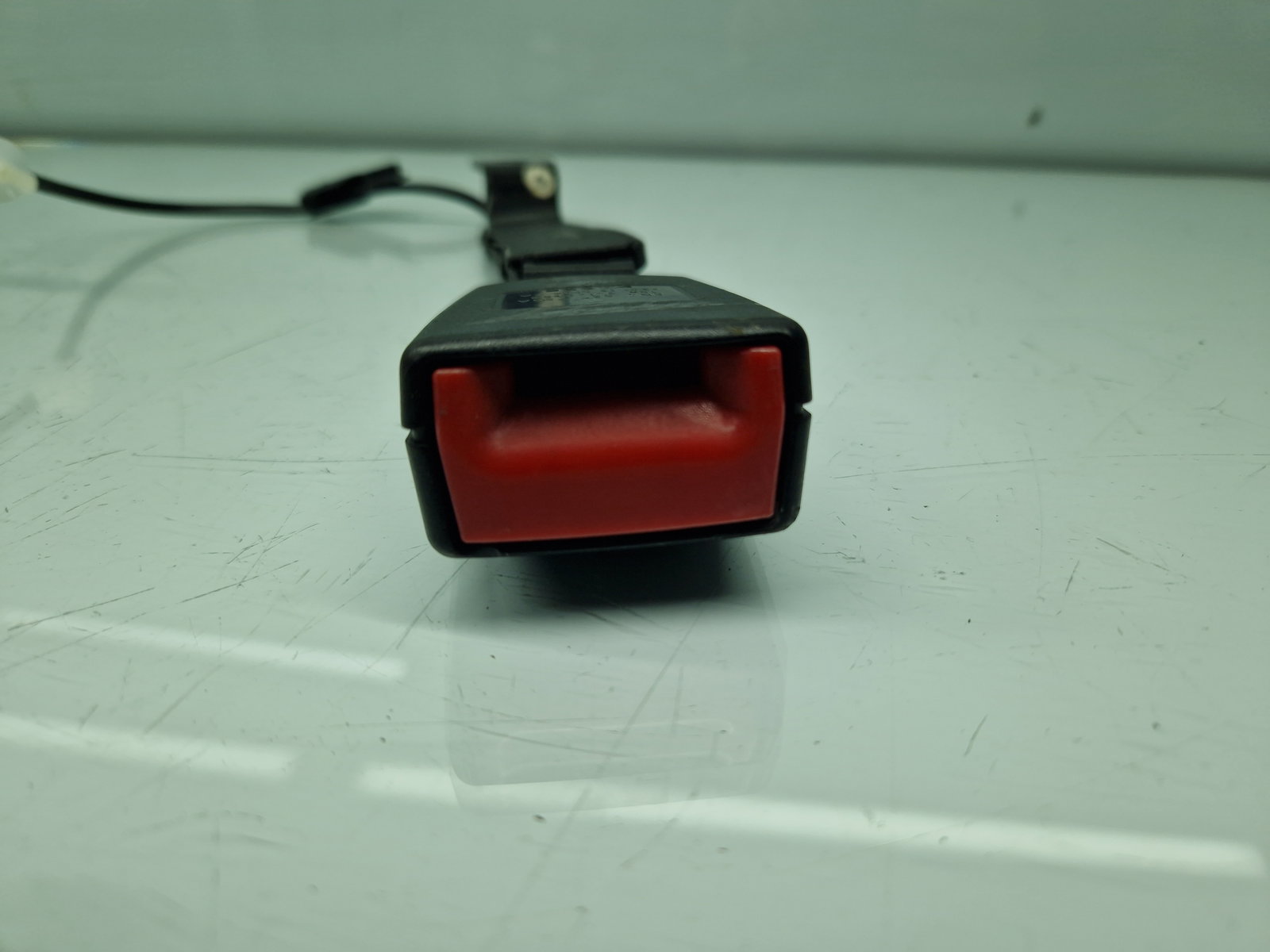 Capsa centura dreapta fata Volkswagen Polo (6R) [Fabr 2009-2016] 6R4857756A - imagine 4