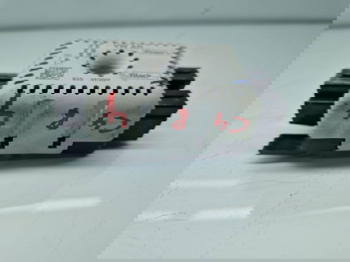  Amplificator antena  Volkswagen Golf 7 (5G) [Fabr 2014-prezent] 5Q0035570