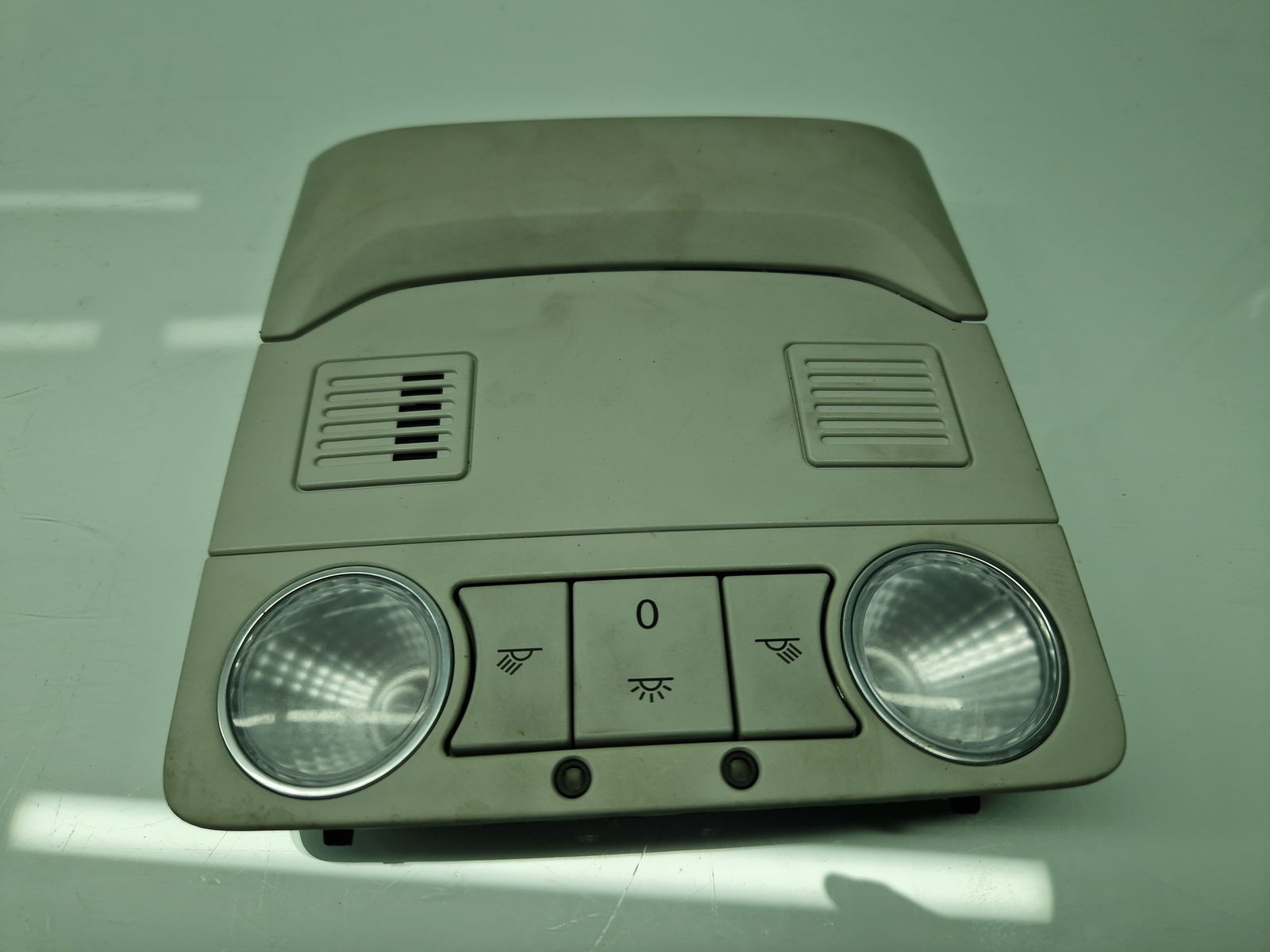 Plafoniera fata Skoda Octavia 3 (5E3) [Fabr 2012-2020] 5Q0951171 - imagine 1