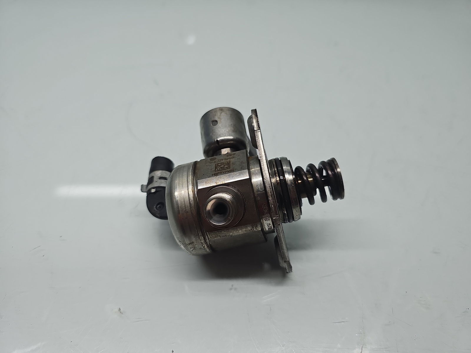 Pompa inalta presiune AUDI Q3 (8UB) [Fabr 2011-2018] 04E127025D 2.0 TDI CZEA 110KW / 150CP - imagine 1