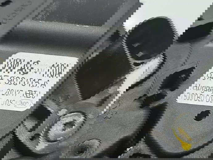 Alternator  Volkswagen Golf 7 (5G) [Fabr 2014-prezent] 04E903015A 2.0 TDI CZEA 110KW / 150CP