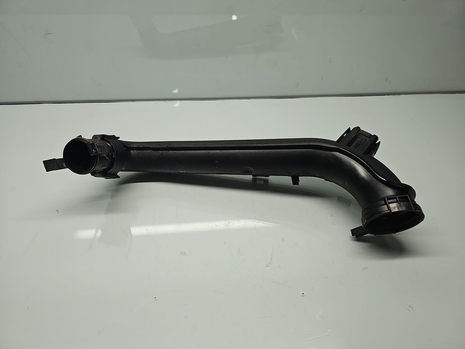 Tub intercooler AUDI A3 Sportback (8VS, 8VM) [Fabr 2013-prezent] 04E145673B 2.0 TDI CZEA 110KW / 150CP - imagine 1