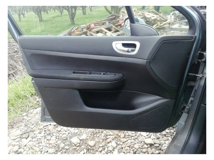 Fata usa stanga fata Peugeot 307 1.6 benz OEM 2000-2008