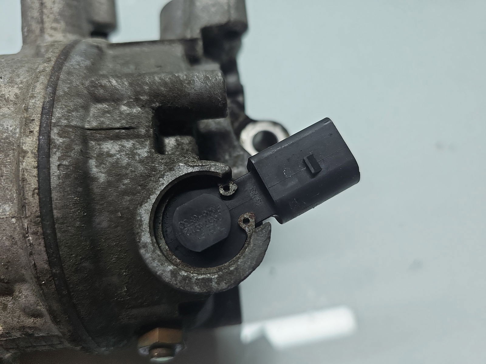 Compresor clima Skoda Octavia 3 (5E3) [Fabr 2012-2020] 5Q0816803B 2.0 TDI CZEA 110KW / 150CP - imagine 6