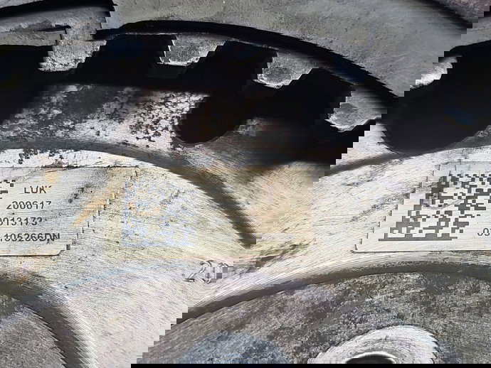 Volanta Volkswagen Golf 7 (5G) [Fabr 2014-prezent] 2.0 TDI CZEA 03L105266DN 110KW / 150CP