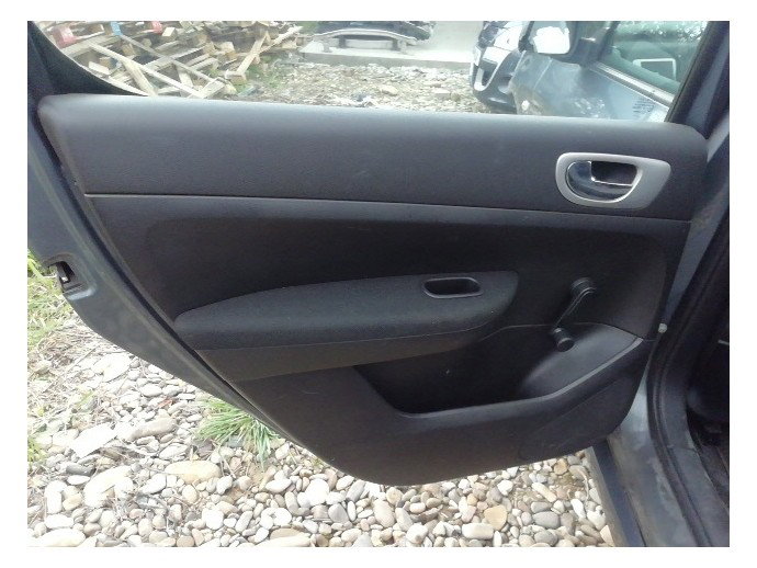 Fata usa stanga spate Peugeot 307 1.6 benz EZW 2000-2008