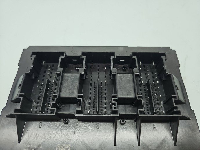  Modul control BCM  Volkswagen Sharan (7N) [Fabr 2011-prezent] 5K0937084K