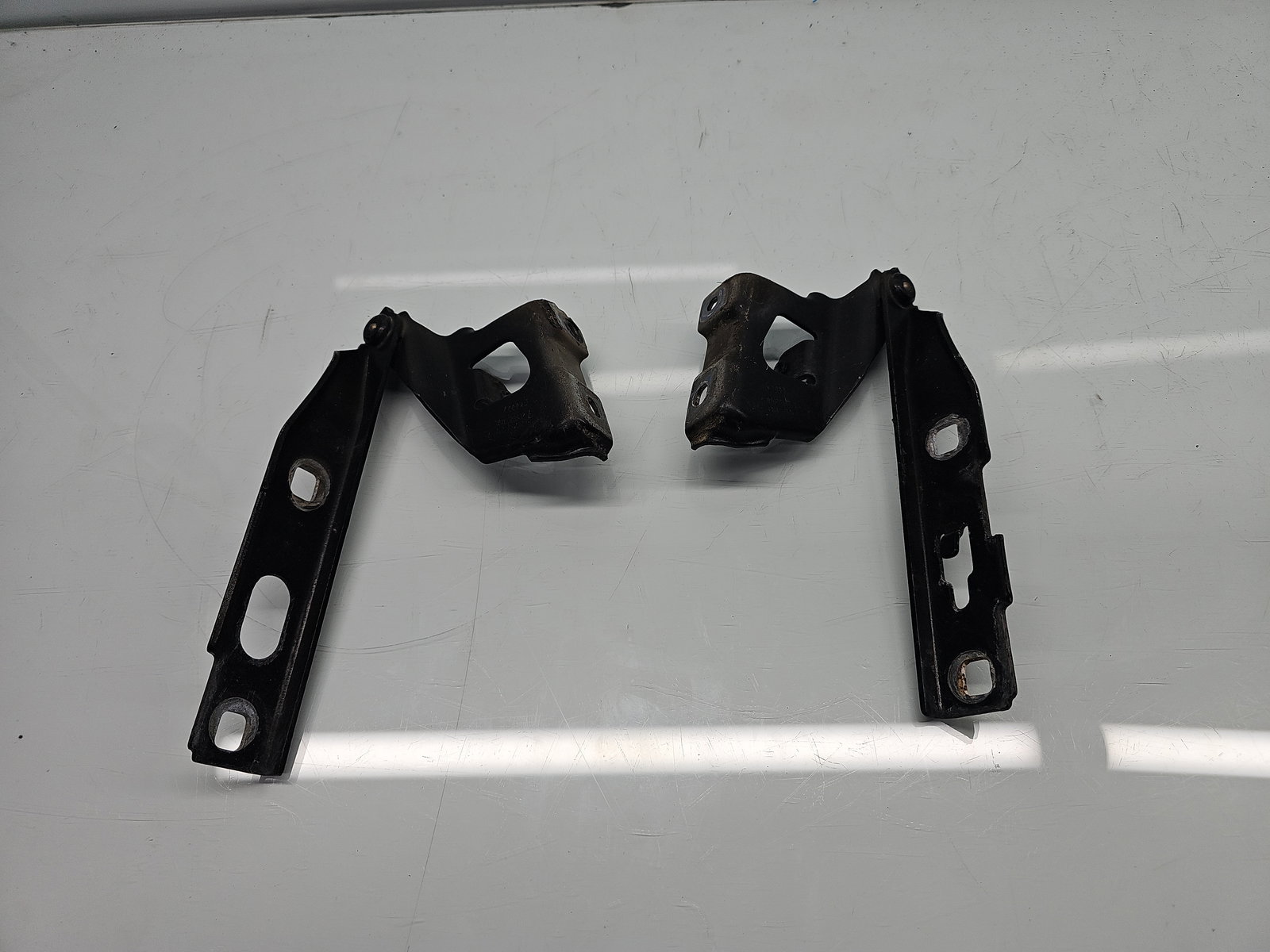 Set balamale capota AUDI A5 (8T3) [Fabr 2007-2015] LZ9Y - imagine 1