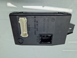  Modul confort Dacia Duster [Fabr 2010-2017] 8201068829A