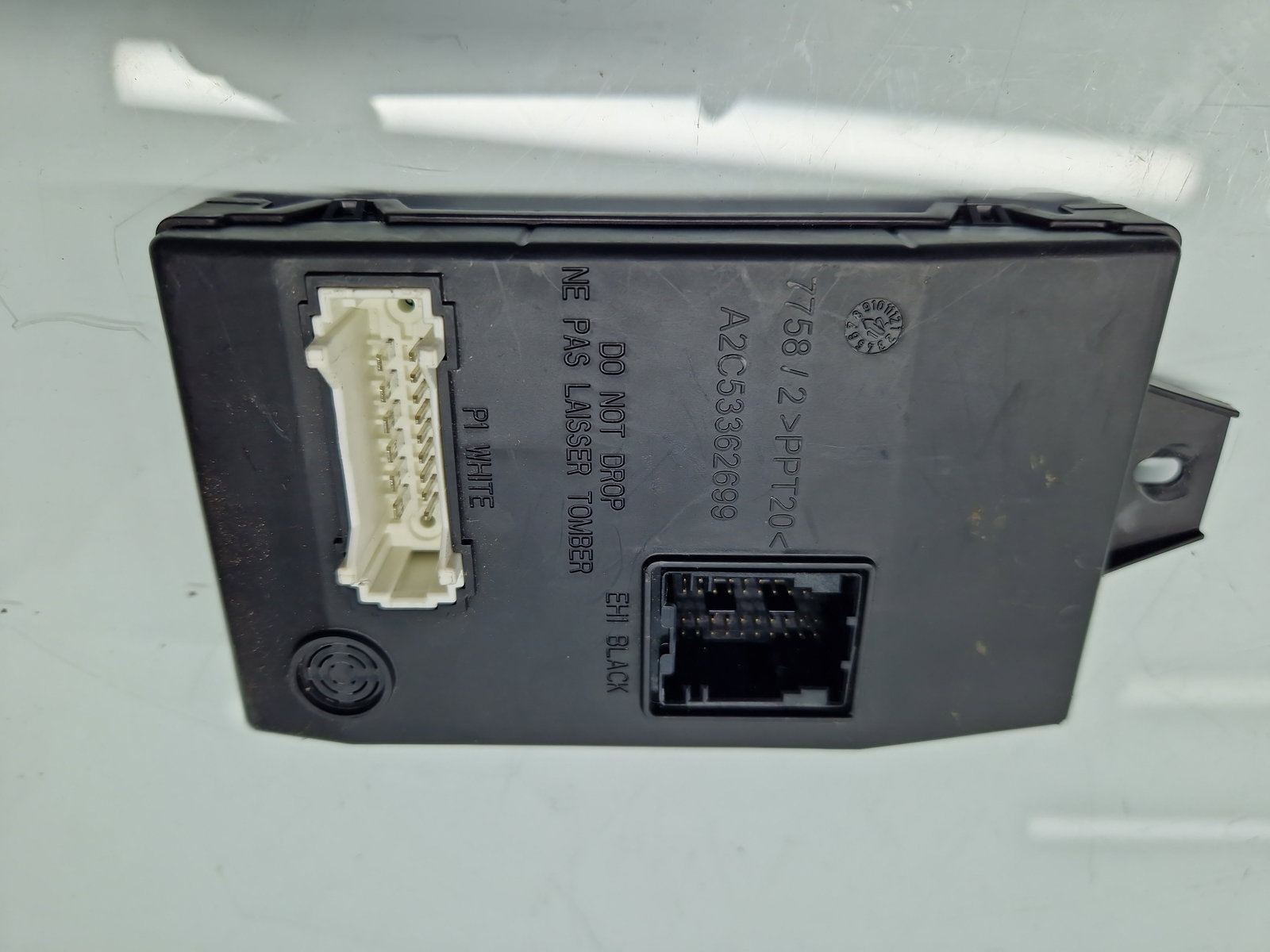 Modul confort Dacia Duster [Fabr 2010-2017] 8201068829A - imagine 1