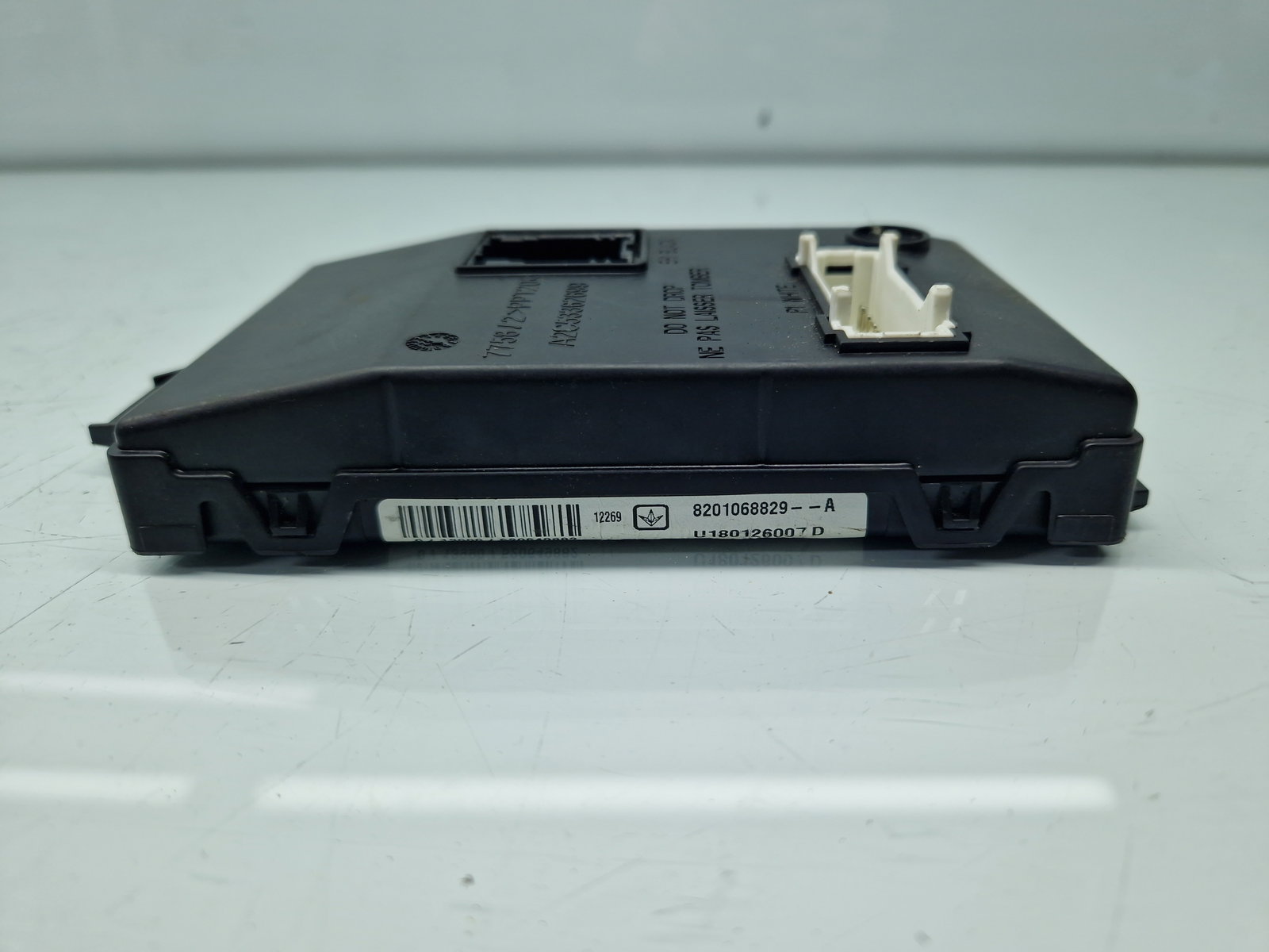 Modul confort Dacia Duster [Fabr 2010-2017] 8201068829A - imagine 4