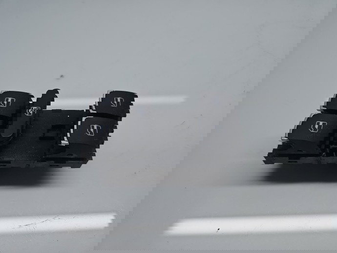  Butoane comanda geamuri sofer Volkswagen Passat B7 (362) [Fabr 2010-2014] 3C8959857