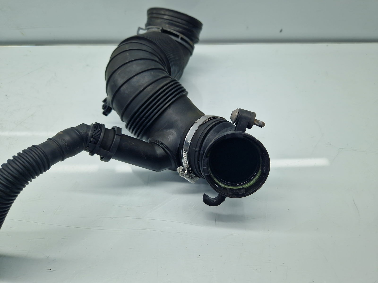 Tub admisie aer Volkswagen Passat B6 (3C2) [Fabr 2005-2010] 3C0129635 2.0 TDI CFFB 103KW / 140CP - imagine 3