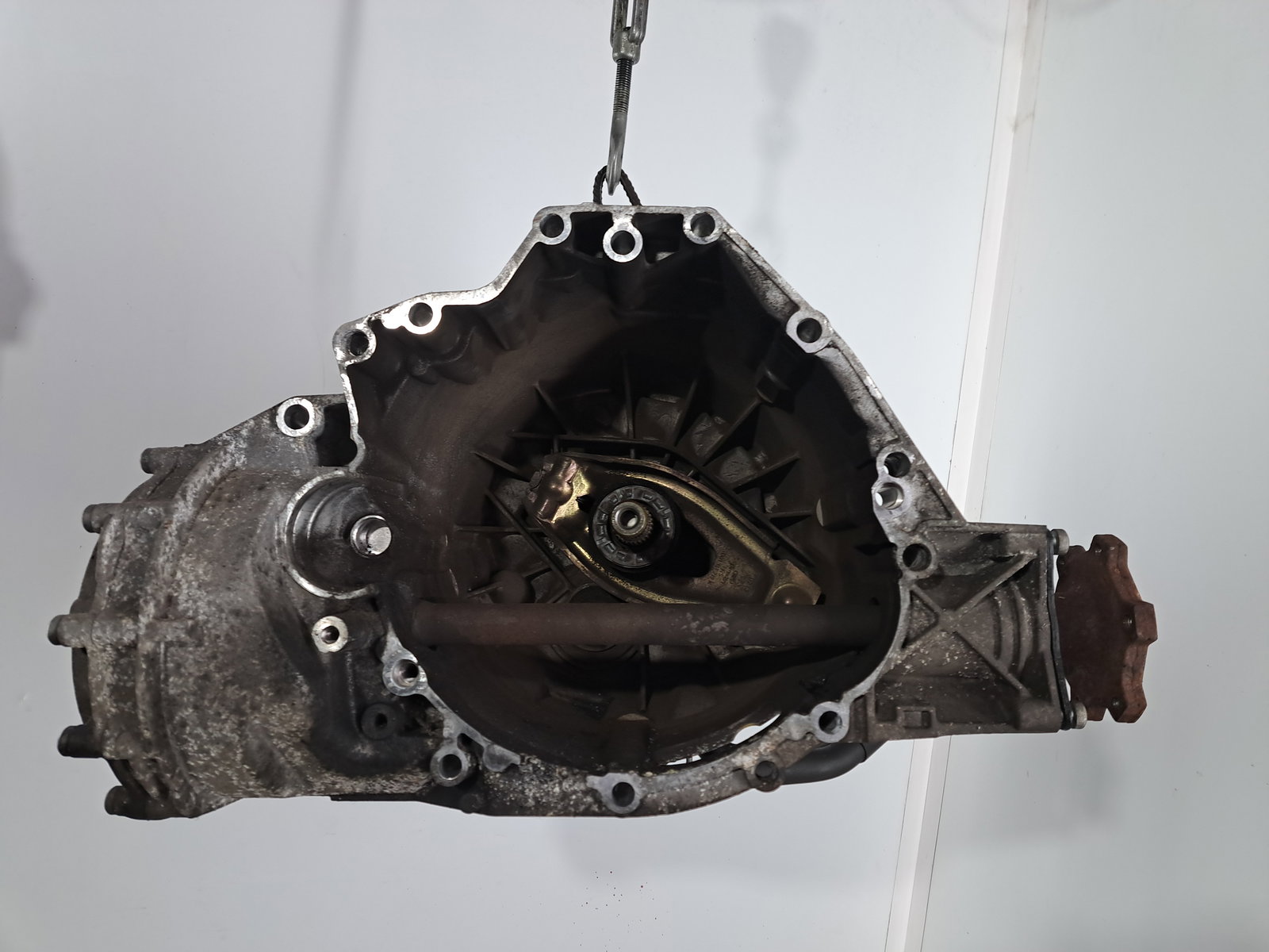 Cutie viteze manuala 6 trepte AUDI A5 (8T3) [Fabr 2007-2015] 2.0 TDI CGLC MVT 130KW / 177CP - imagine 2