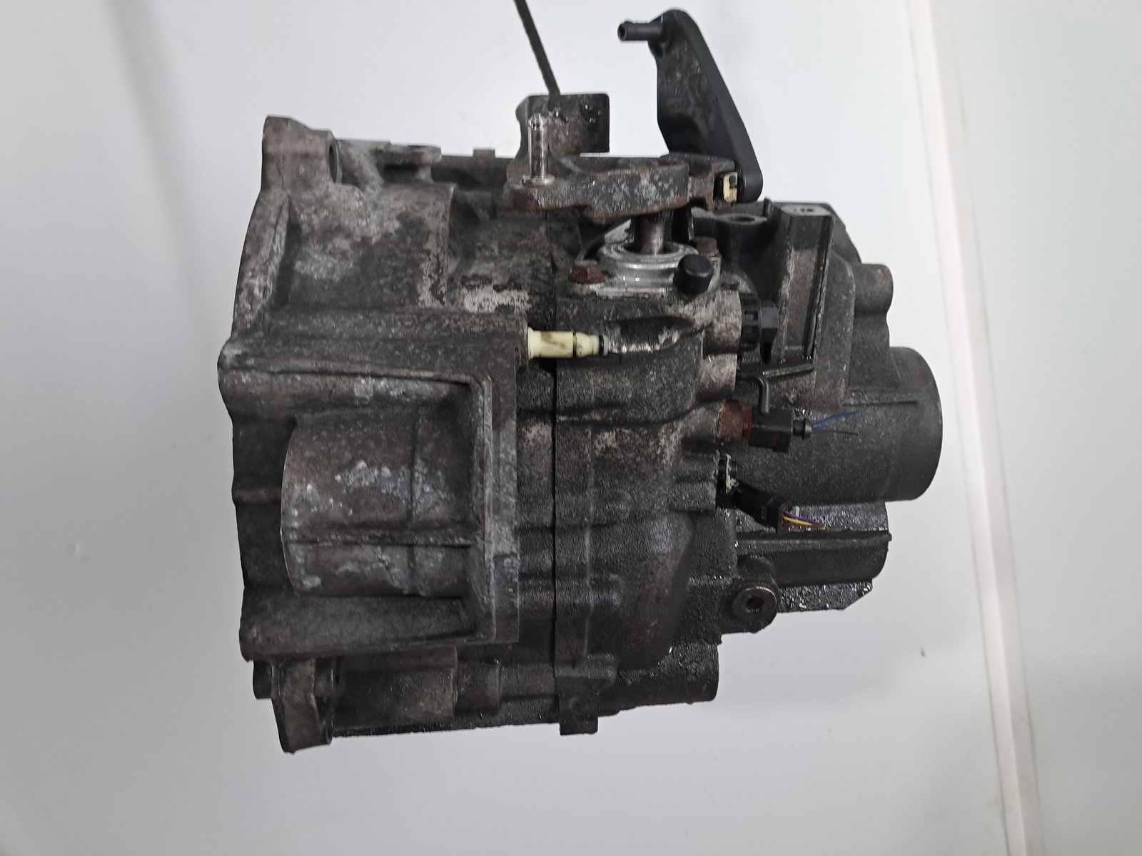 Cutie viteze manuala 6 trepte Volkswagen Passat B7 (365) Variant [Fabr 2010-2014] 2.0 TDI CFFB NFU 103KW / 140CP - imagine 2