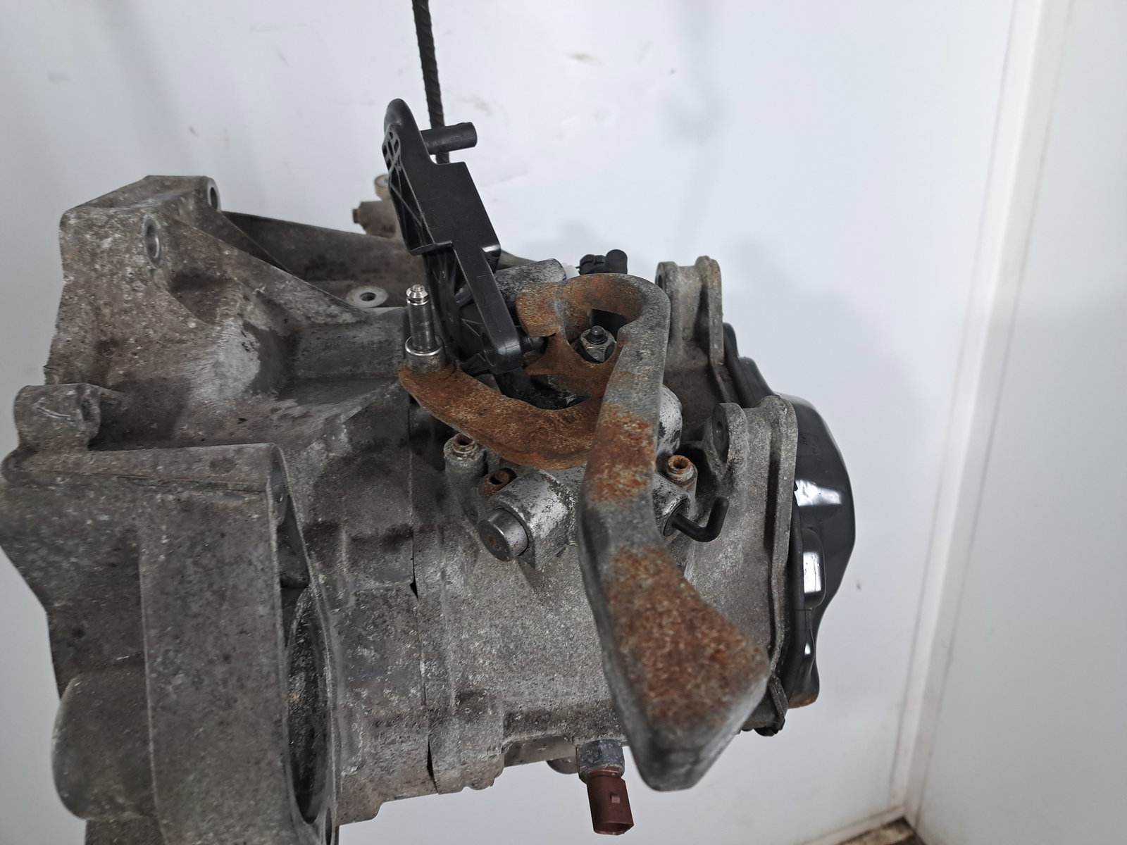 Cutie viteze manuala 5 trepte Volkswagen Polo (6R) [Fabr 2009-2016] 1.2 Benz CGPA LNR 51KW / 70CP - imagine 5