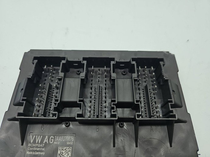 Modul control BCM  Volkswagen Passat B7 (362) [Fabr 2010-2014] 3AA937087B