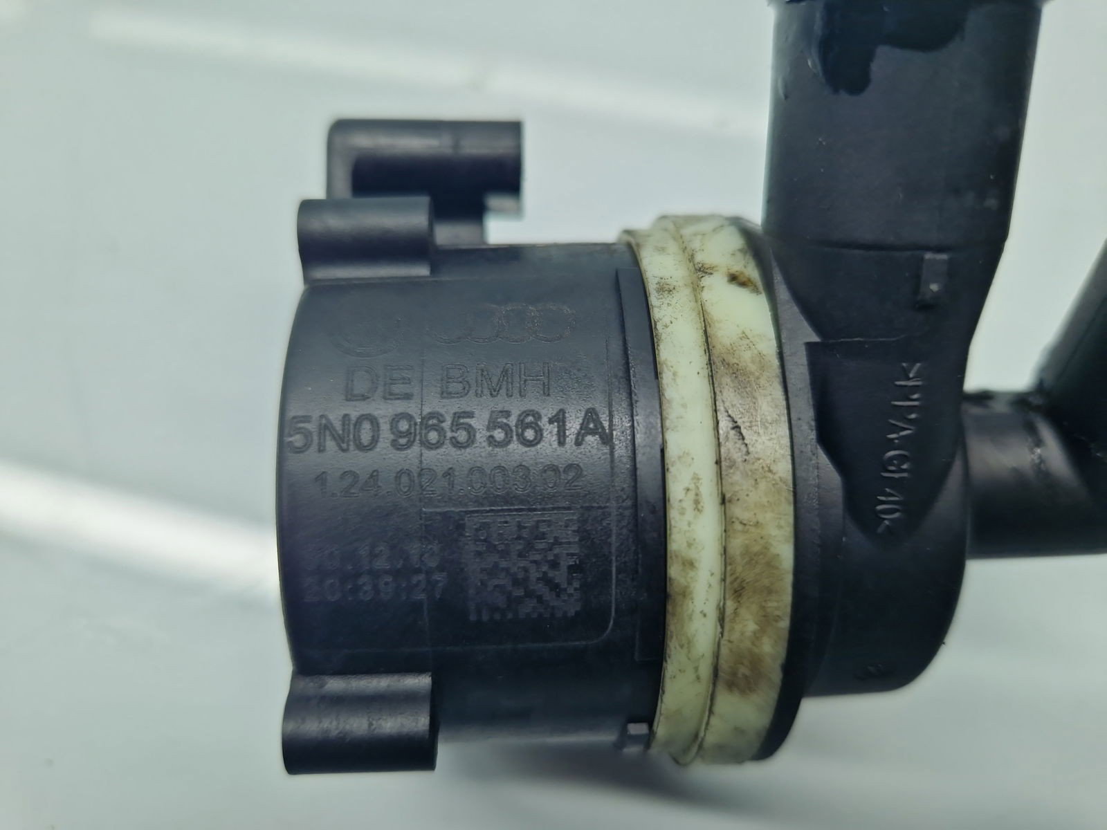 Pompa recirculare apa Volkswagen Golf 6 (5K1) [Fabr 2009-2013] 5N0965561A 2.0 TDI CFFB 103KW / 140CP - imagine 2