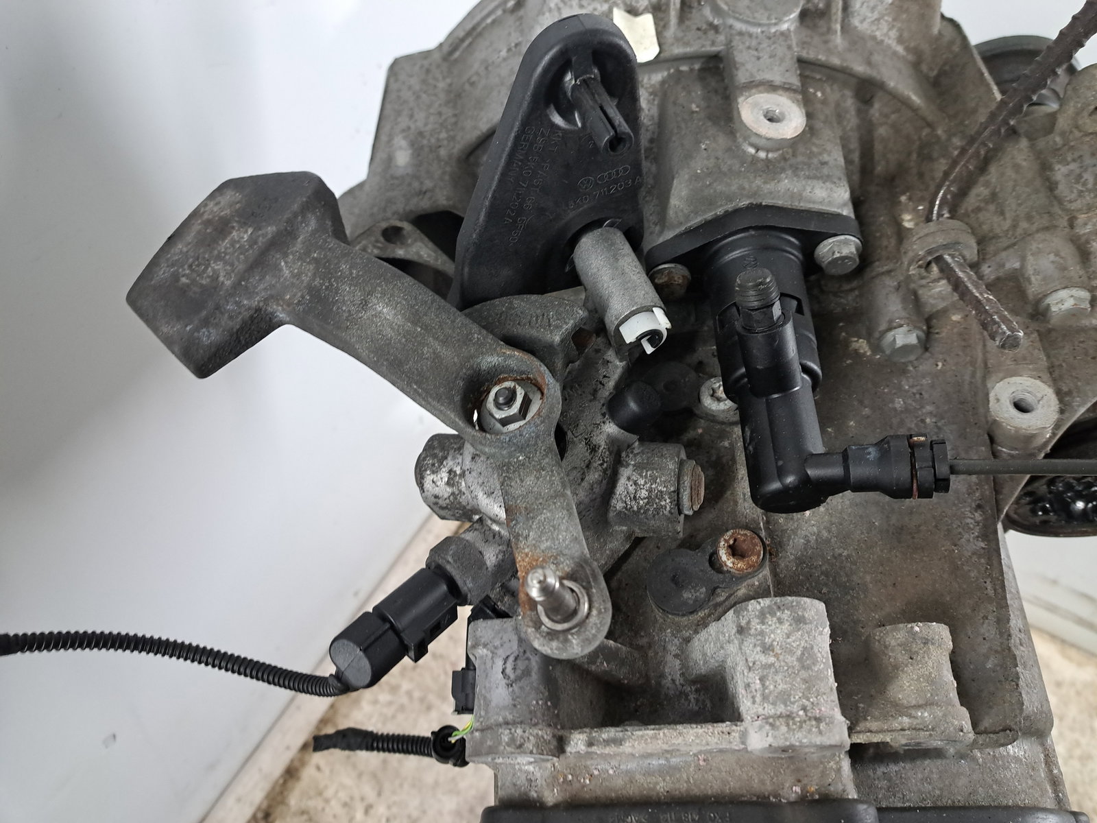 Cutie viteze manuala 5 trepte Volkswagen Golf 6 (5K1) [Fabr 2009-2013] 1.6 TDI CAYC MDZ 77KW / 105CP - imagine 6