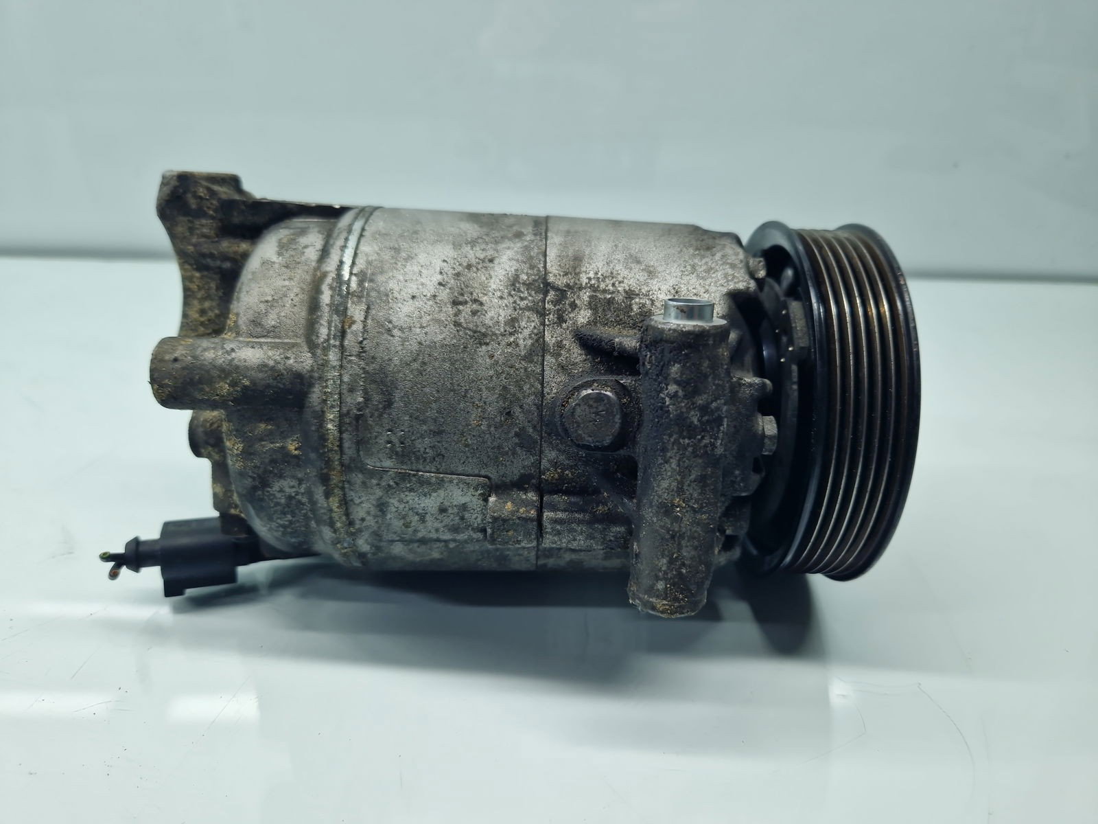 Compresor clima Volkswagen Tiguan (5N) [Fabr 2007-2016] 5N0820803A 2.0 TDI CFFB 103KW / 140CP - imagine 5