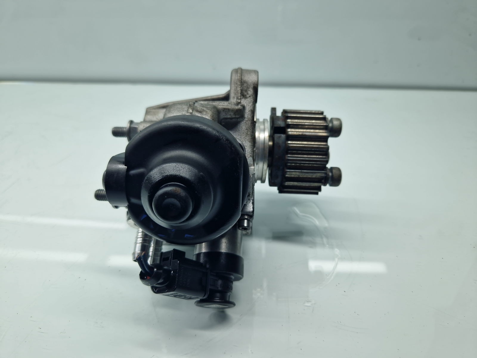 Pompa inalta presiune Volkswagen Passat B7 (362) [Fabr 2010-2014] 03L130755L 2.0 TDI CFFB 103KW / 140CP - imagine 4