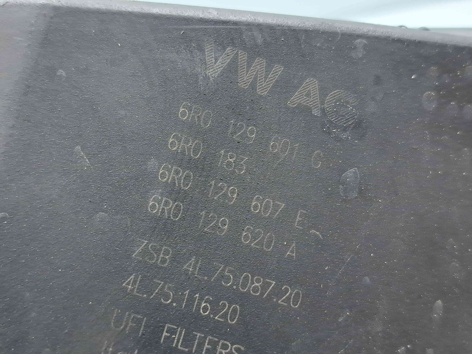 Carcasa filtru aer Seat Toledo 4 (KG3) [Fabr 2012-2018] 6R0129601G 1.2 TDI CFWA 55KW / 75CP - imagine 2