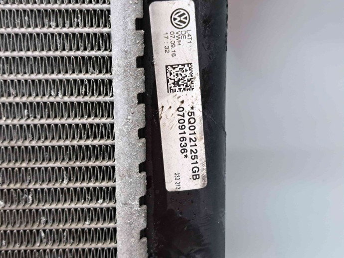 Radiator apa  Volkswagen Golf 7 (5G) [Fabr 2014-prezent] 5Q0121251GB 1.6 TDI DCXA 88KW / 120CP