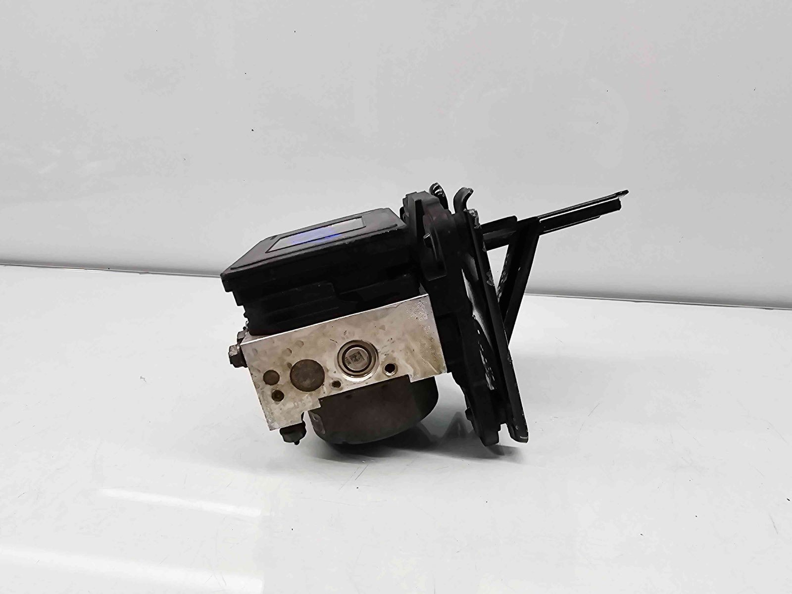 Pompa ABS Volkswagen Golf 7 (5G) [Fabr 2014-prezent] 5Q0614517BK 1.6 TDI DCXA 88KW / 120CP - imagine 2