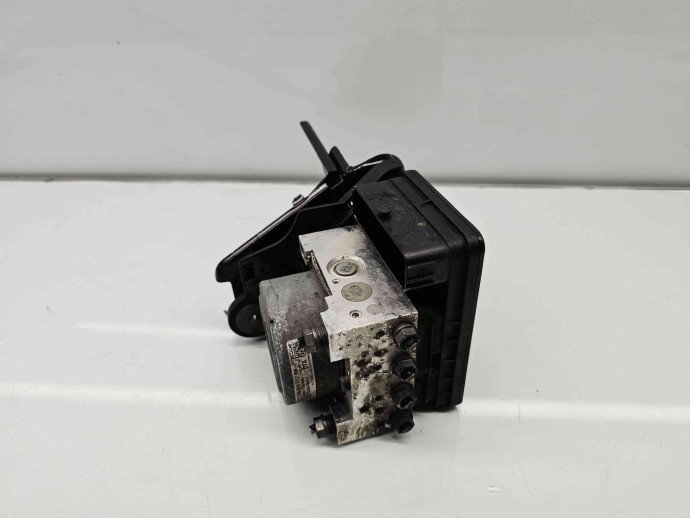 Pompa ABS  Skoda Octavia 3 (5E3) [Fabr 2012-2020] 5Q0614517BK 1.6 TDI DCXA 88KW / 120CP