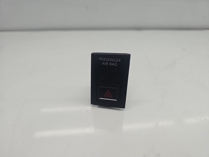  Buton avarii Volkswagen Golf 7 (5G) [Fabr 2014-prezent] 5G2919225