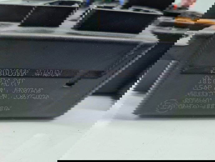 Panou sigurante PEUGEOT 4007 [Fabr 2007-2012] 8637A319