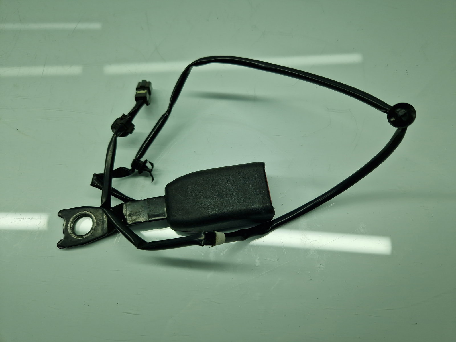 Capsa centura stanga fata PEUGEOT 4007 [Fabr 2007-2012] 6054291A - imagine 1