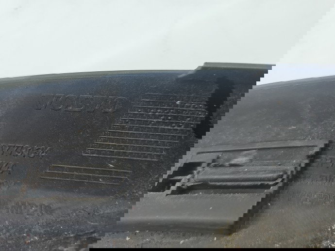 Ornament aripa stanga fata Volvo C30 Coupe Rdesign [Fabr 2006-2013] 30779134