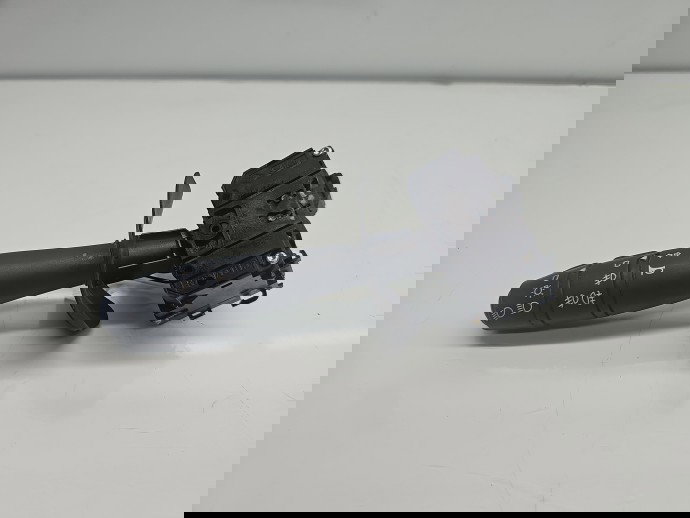  Maneta semnalizare Dacia Duster [Fabr 2010-2017] 8200792587