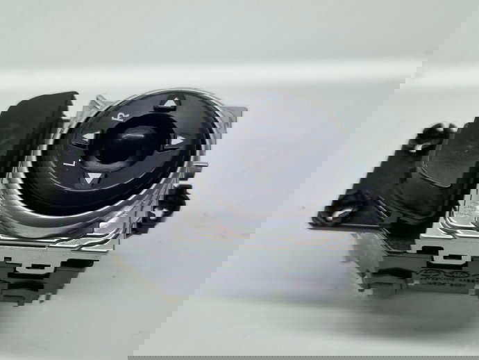  Buton reglaj oglinzi Hyundai i30 (GD) [Fabr 2012-2017] 39Y481-1110