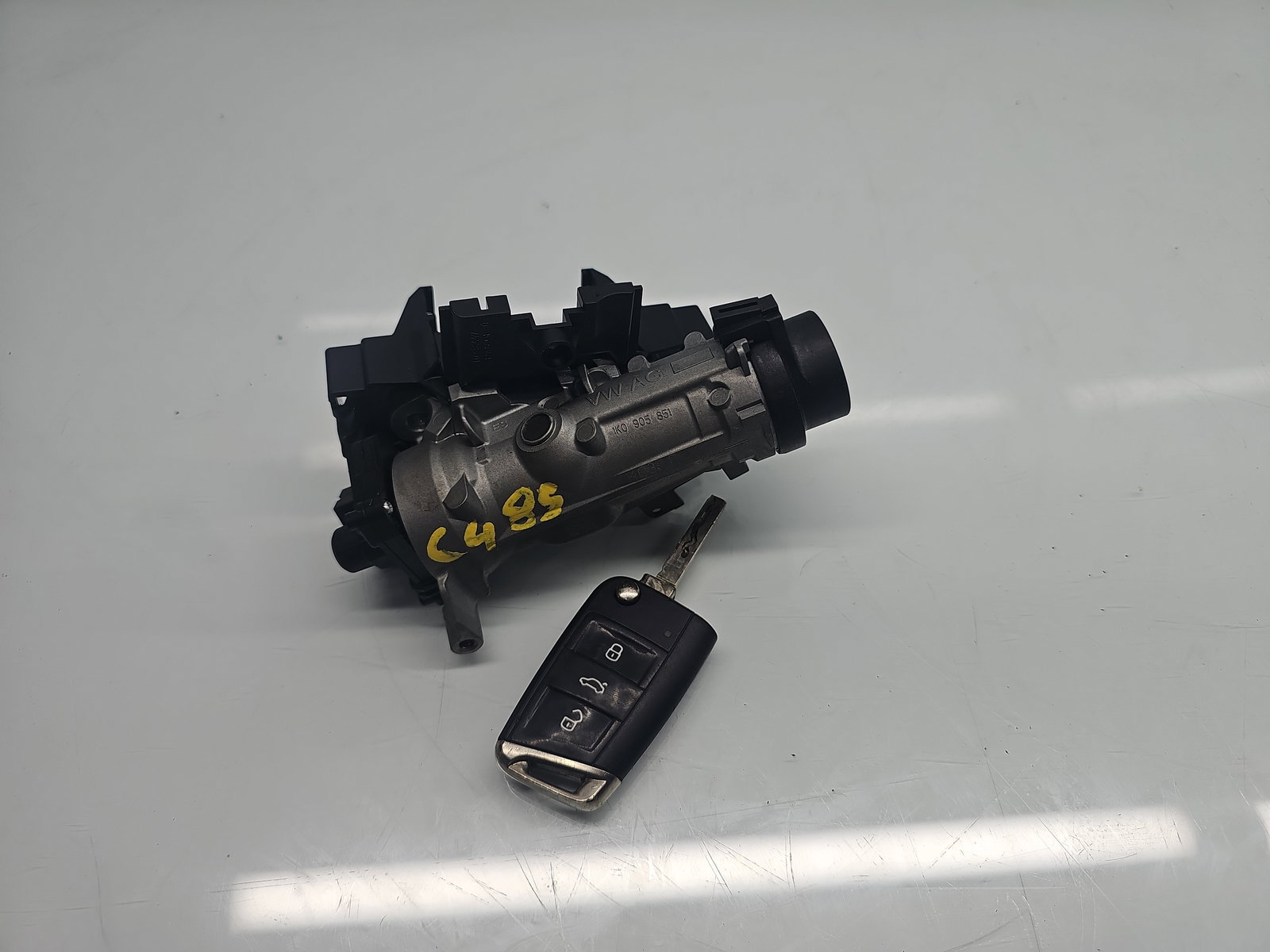 Contact cu cheie Volkswagen Touran (5T1) R-line [Fabr 2015-prezent] 1K0905851 1.5 TSI DPCA 110KW / 150CP - imagine 1